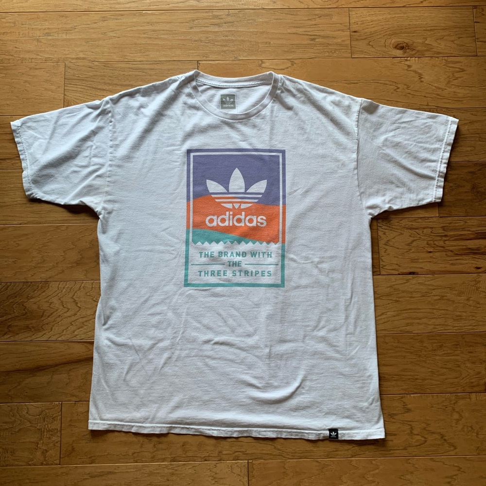 Men’s adidas tee